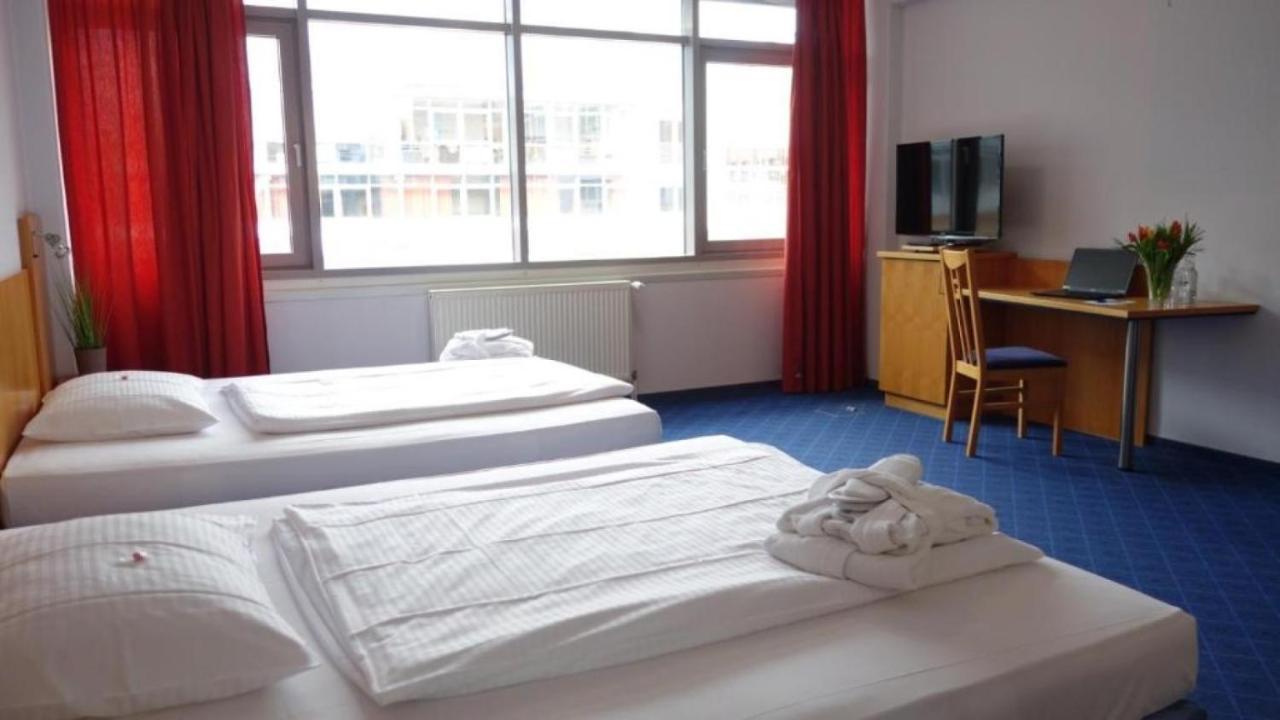 Plaza Inn Braunschweig City Nord Bagian luar foto